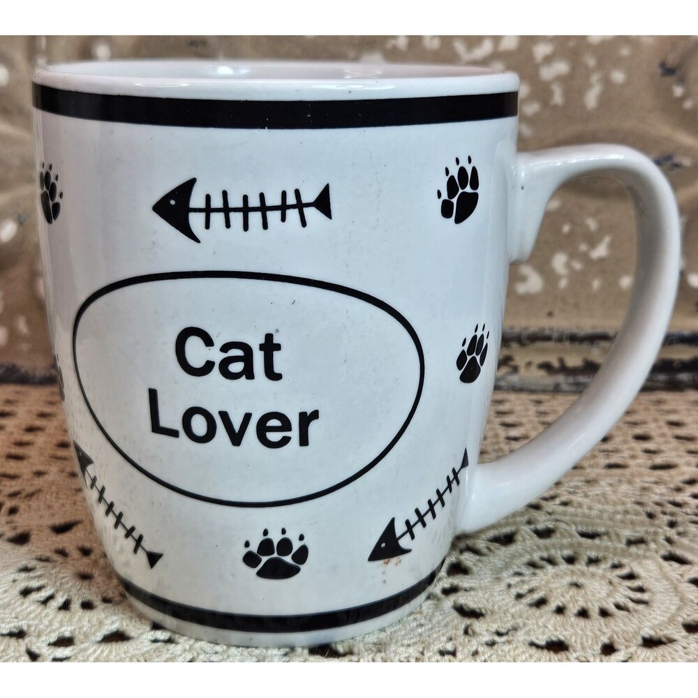 Great Gatherings XL Coffee Mug Black White 'Cat Lover' Fish Bones
